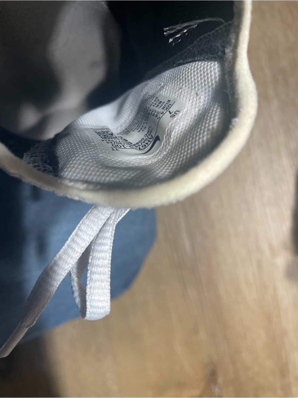 Nike White and Black Air Max 270 Sneakers - Picture 4 of 6